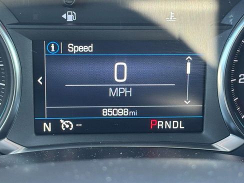 Used 2023 Chevrolet Equinox LT AWD/4WD image 18
