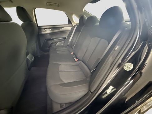 Used 2022 Kia K5 LX FWD image 24