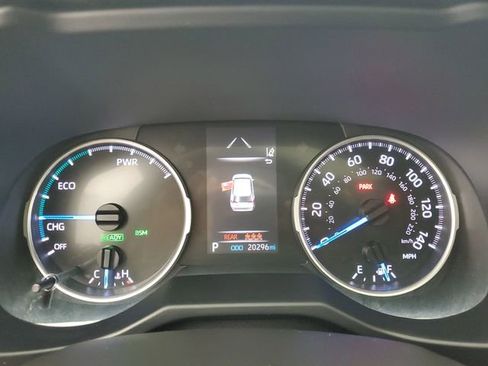 Used 2021 Toyota RAV4 XLE Premium AWD/4WD image 27