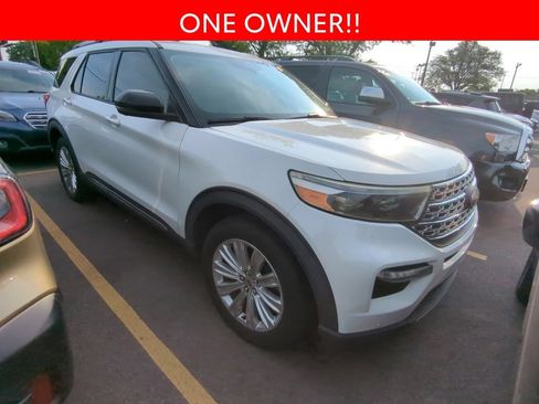 Used 2020 Ford Explorer Limited AWD/4WD image 3