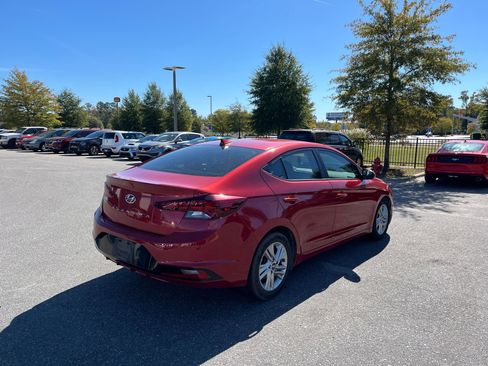 Used 2020 Hyundai Elantra SEL image 8