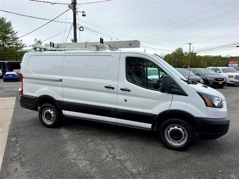 Used 2019 Ford Transit 250 130 Low Roof RWD image 4