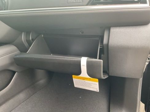 New 2026 Chevrolet Suburban High Country image 23