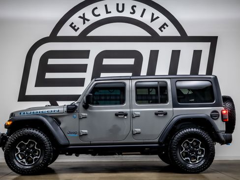 Used 2022 Jeep Wrangler Unlimited Rubicon 4xe w/ Cold Weather Group image 5