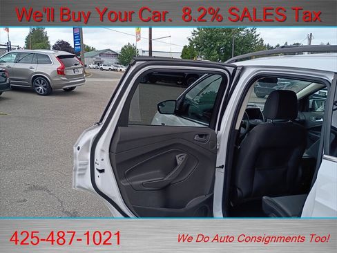 Used 2016 Ford Escape SE w/ Equipment Group 201A AWD/4WD image 25
