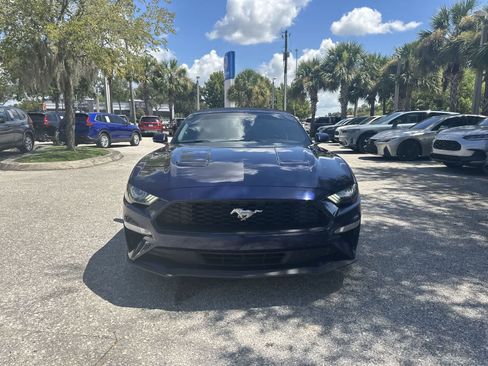 Used 2020 Ford Mustang Premium RWD image 7