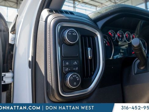 Used 2020 Chevrolet Silverado 1500 RST w/ Texas Edition image 18