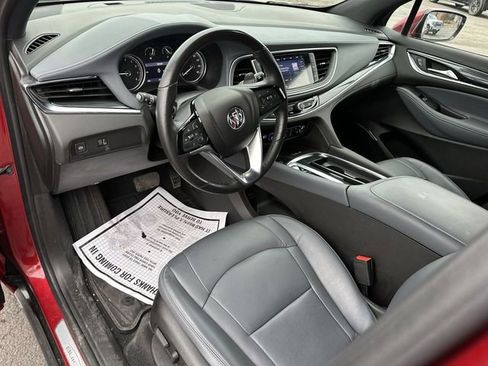 Used 2023 Buick Enclave Essence w/ Sport Touring Edition image 10