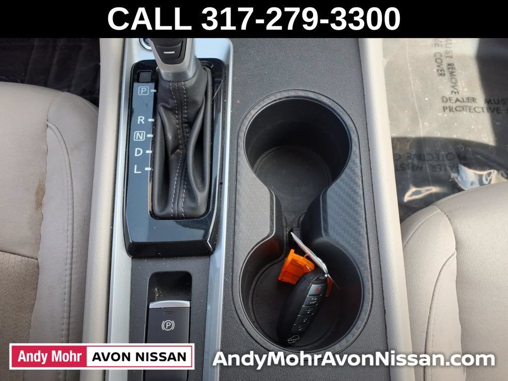 Used 2025 Nissan Altima 2.5 SV AWD/4WD image 33