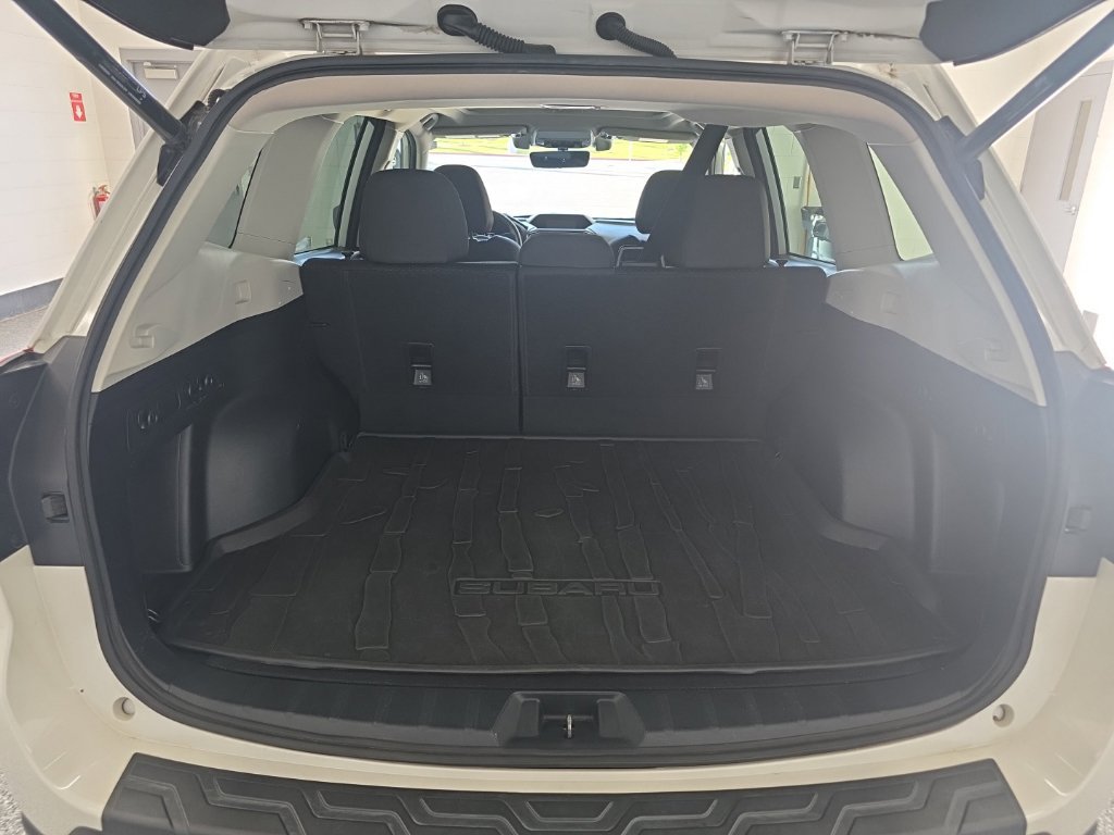 Used 2020 Subaru Forester Premium AWD/4WD image 13