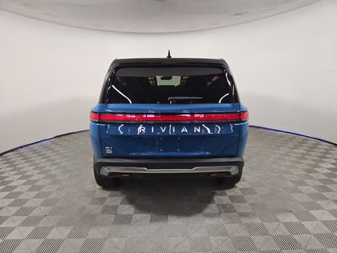 Used 2024 Rivian R1S Adventure Dual AWD/4WD image 4