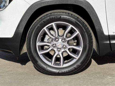 Used 2024 GMC Terrain SLT AWD/4WD image 27