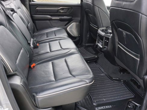 Used 2019 RAM 1500 Limited image 32