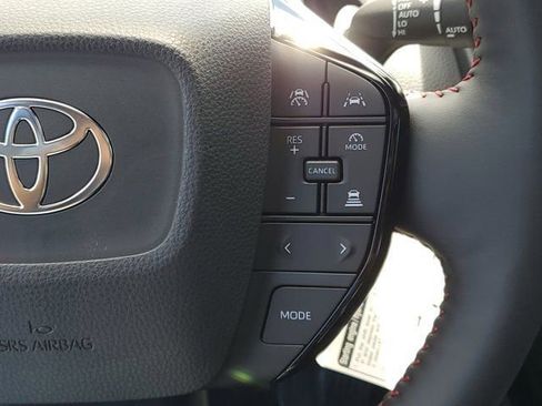 New 2025 Toyota Prius Plug-In Hybrid image 25