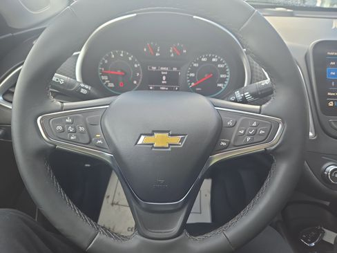 Used 2025 Chevrolet Malibu RS image 14