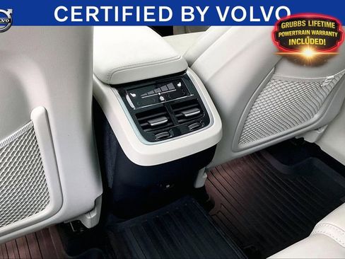 Certified 2023 Volvo XC60 B5 Ultimate w/ Climate Package AWD/4WD image 32