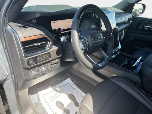 New 2026 GMC Yukon Denali w/ Denali Reserve Package image 19