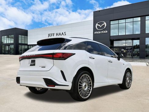 Used 2024 Lexus RX 500h F Sport w/ Convenience Package AWD/4WD image 3