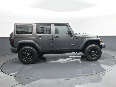 Used 2017 Jeep Wrangler Unlimited Sport AWD/4WD image 4