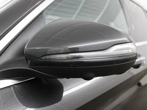 Used 2022 Mercedes-Benz GLC 300 image 7