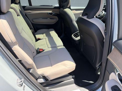 New 2026 Volvo XC90 B6 Plus w/ Protection Package Premier AWD/4WD image 29