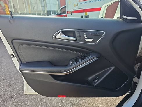Used 2019 Mercedes-Benz GLA 250 4MATIC image 25