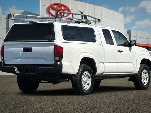 Used 2023 Toyota Tacoma SR RWD image 3