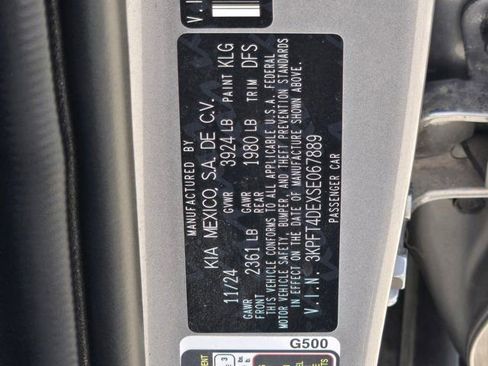 Used 2025 Kia K4 LXS image 33