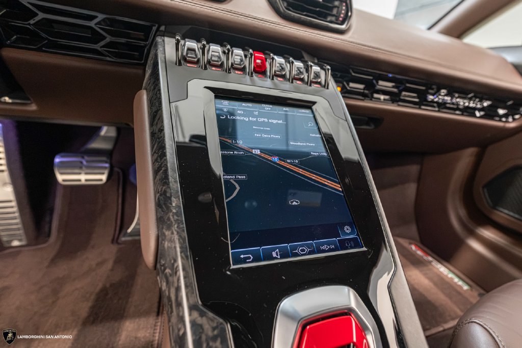 Used 2020 Lamborghini Huracan EVO AWD/4WD image 42
