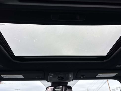 New 2026 Toyota Sienna XSE image 12