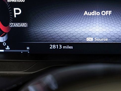 Used 2024 Nissan Pathfinder Platinum w/ Cargo Package FWD image 19