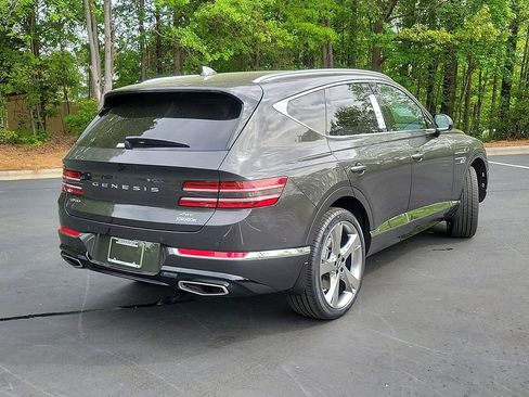 Used 2024 Genesis GV80 2.5T w/ Prestige Package image 12
