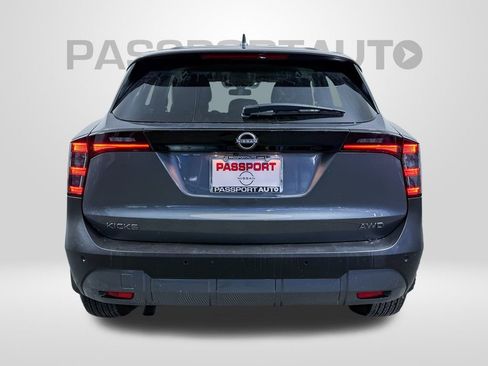 Certified 2025 Nissan Kicks SV image 6