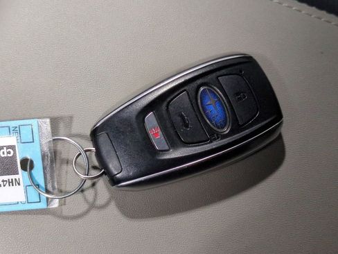 Used 2022 Subaru Forester Limited image 39