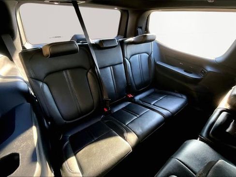 Used 2022 Jeep Wagoneer Series III image 18