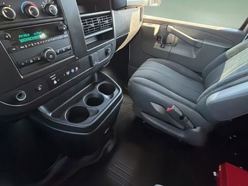 Used 2024 GMC Savana 2500 w/ Driver Convenience Package RWD image 15
