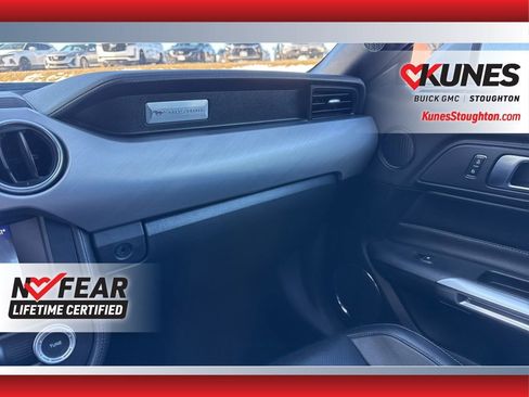 Used 2023 Ford Mustang Convertible image 38