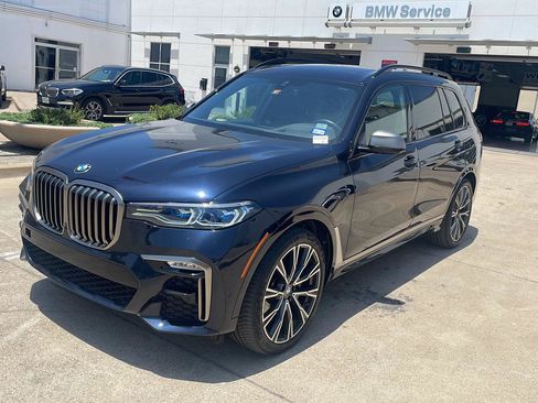 Used 2022 BMW X7 M50i w/ Cold Weather Package AWD/4WD image 1
