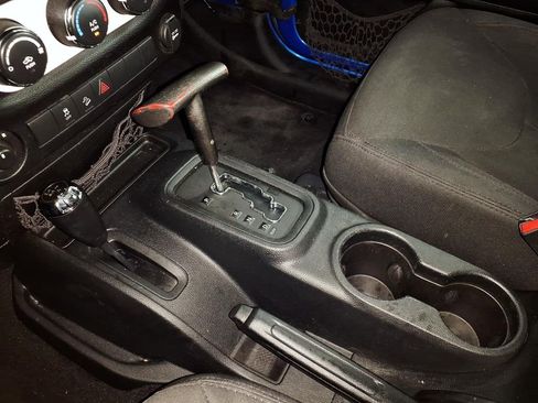 Used 2016 Jeep Wrangler Unlimited Sport w/ Quick Order Package 24S image 19