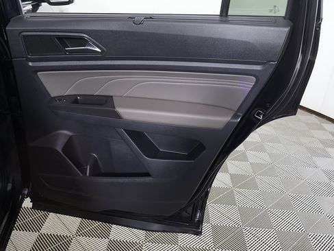 Used 2023 Volkswagen Atlas SEL image 29