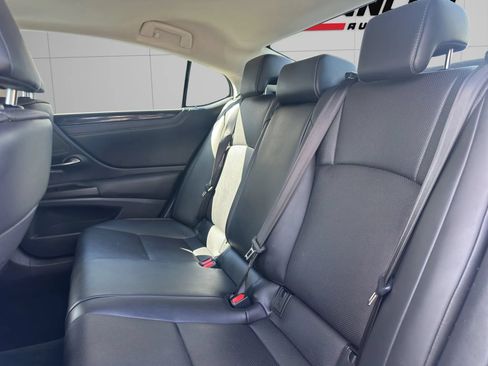 Used 2019 Lexus ES 350 w/ Premium Package FWD image 13