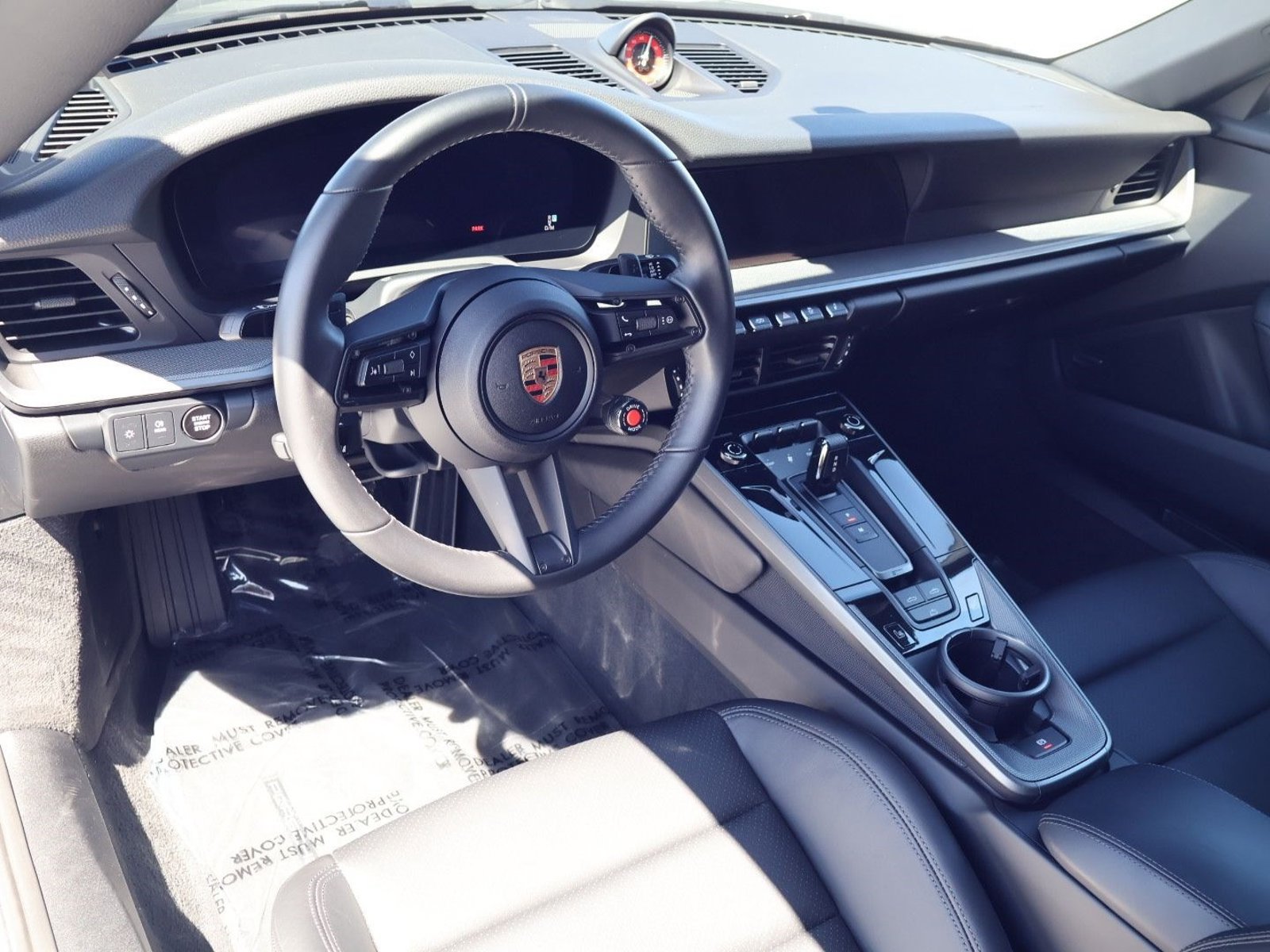Certified 2025 Porsche 911 Carrera RWD image 4