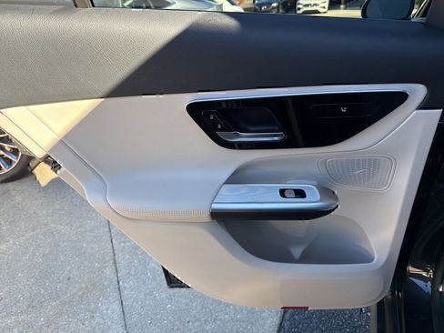 Certified 2026 Mercedes-Benz GLC 300 4MATIC image 18