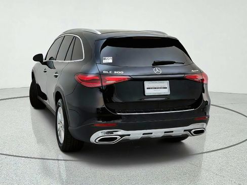 Used 2023 Mercedes-Benz GLC 300 4MATIC image 11
