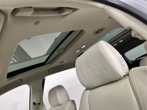 Used 2023 Buick Enclave Avenir w/ Avenir Technology Package FWD image 35