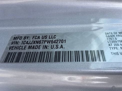 Used 2023 Jeep Wrangler Unlimited image 13