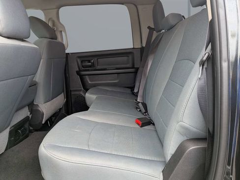 Used 2019 RAM 1500 Express w/ Express Value Package AWD/4WD image 13