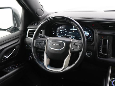 Used 2024 GMC Yukon Denali w/ Denali Reserve Package AWD/4WD image 16