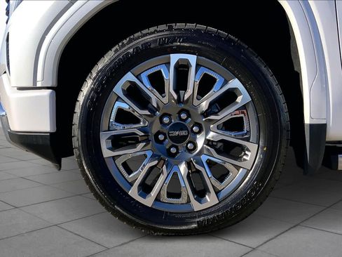 Used 2024 GMC Sierra 1500 Denali Ultimate image 21