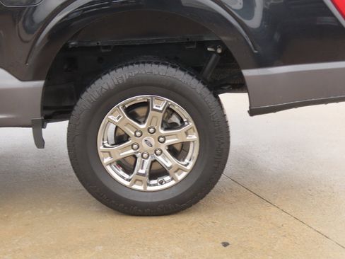 Used 2021 Ford F150 XLT w/ Equipment Group 302A High AWD/4WD image 16
